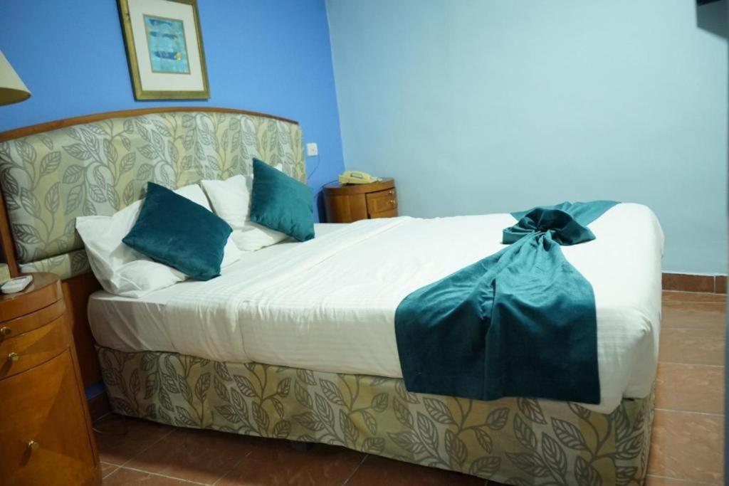 Conord Hotel Аман Екстериор снимка