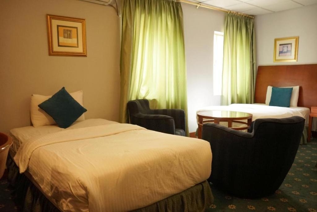 Conord Hotel Аман Екстериор снимка