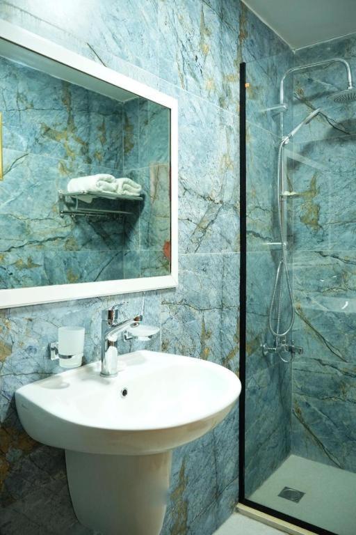 Conord Hotel Аман Екстериор снимка