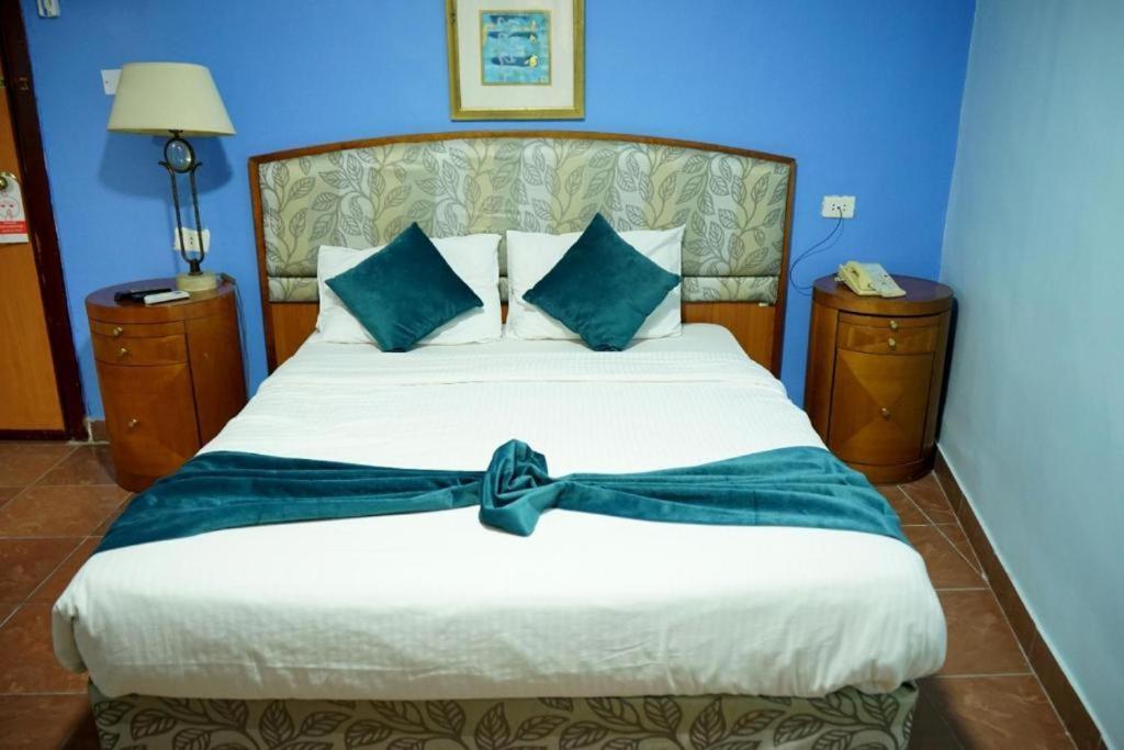 Conord Hotel Аман Екстериор снимка