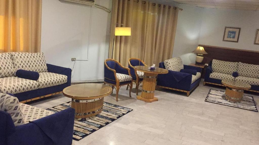 Conord Hotel Аман Екстериор снимка